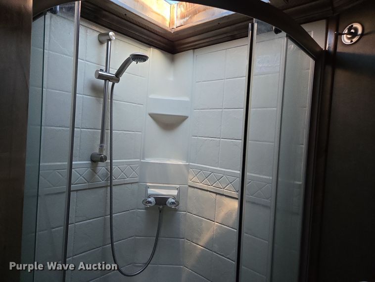 image for item DY6973 2018 Sooner  Universal Trailers horse trailer