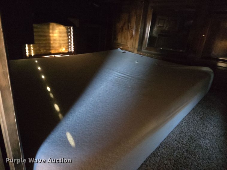 image for item DY6973 2018 Sooner  Universal Trailers horse trailer