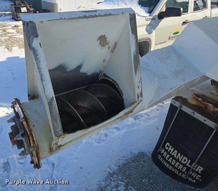 image for item EC3977 2000 Freightliner FLD120 fertilizer delivery truck