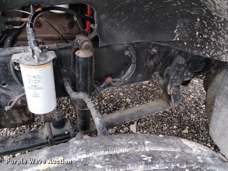 image for item EH0081 2006 Sterling  AT9500 truck cab and chassis