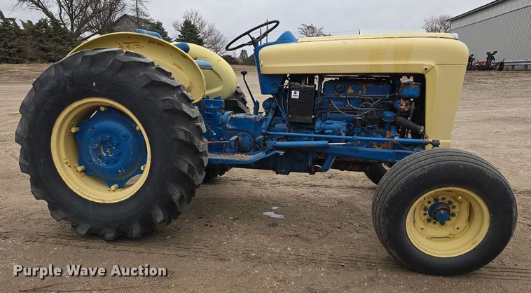 image for item EH8676 Ford 4000 tractor