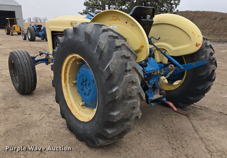 image for item EH8676 Ford 4000 tractor