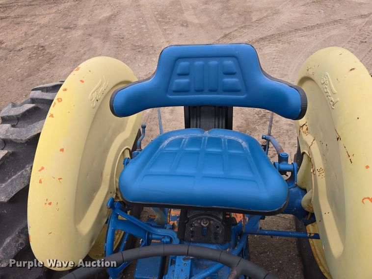 image for item EH8676 Ford 4000 tractor