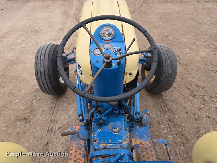 image for item EH8676 Ford 4000 tractor