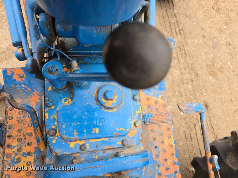 image for item EH8676 Ford 4000 tractor