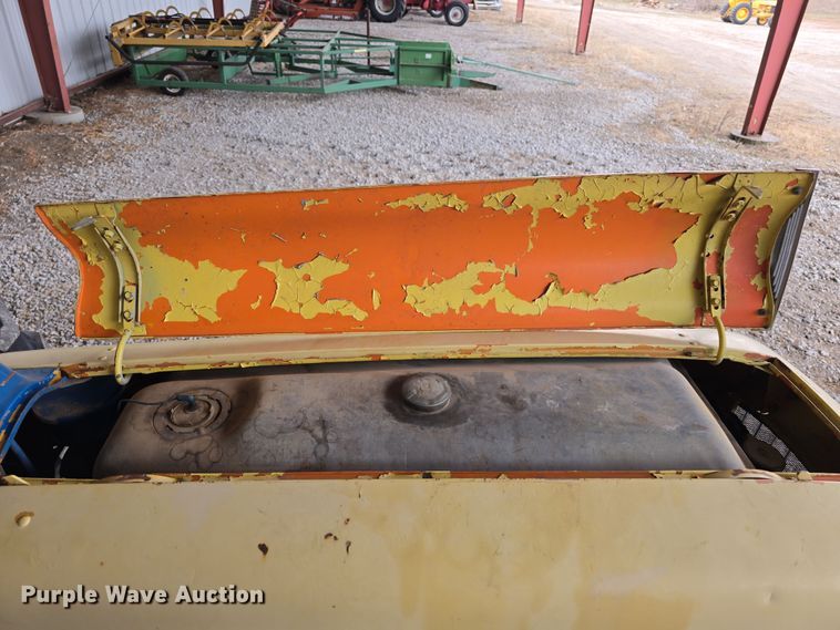 image for item EH8676 Ford 4000 tractor