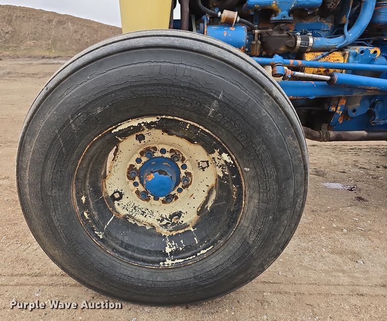 image for item EH8676 Ford 4000 tractor