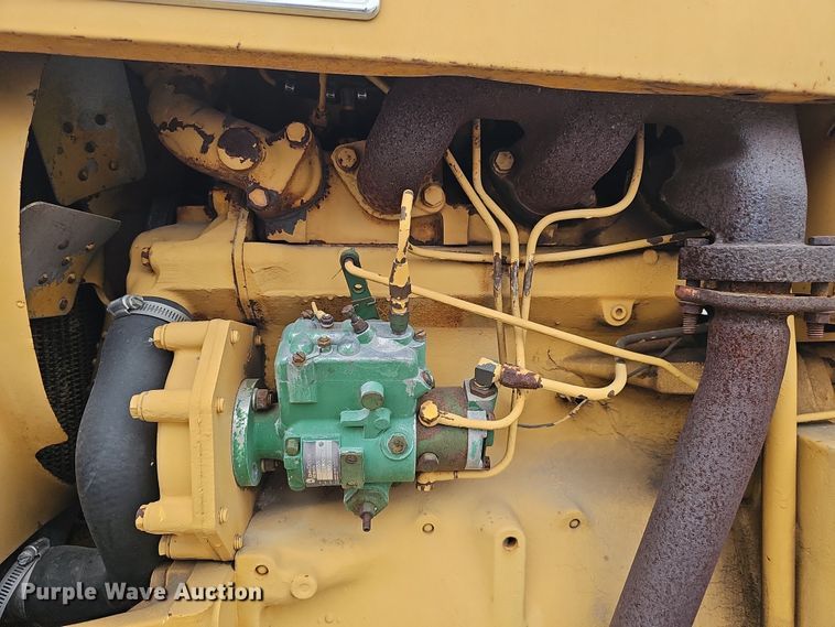 image for item EH8677 John Deere 301A tractor