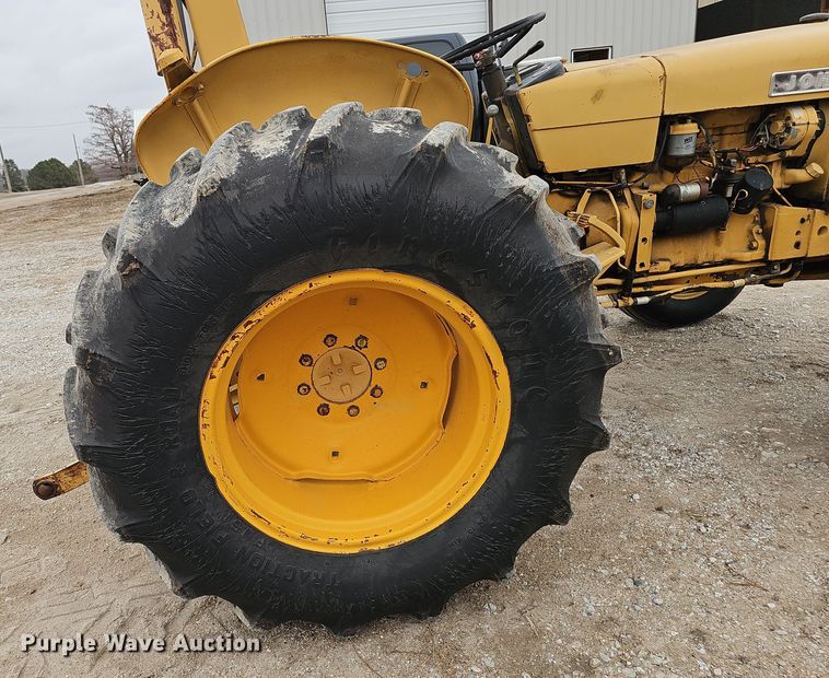 image for item EH8677 John Deere 301A tractor