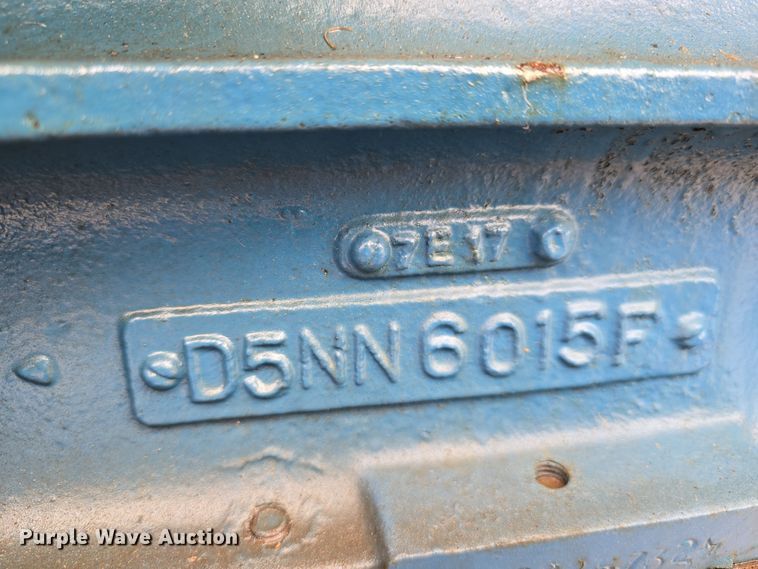 image for item EH8678 1977 Ford 3600 tractor