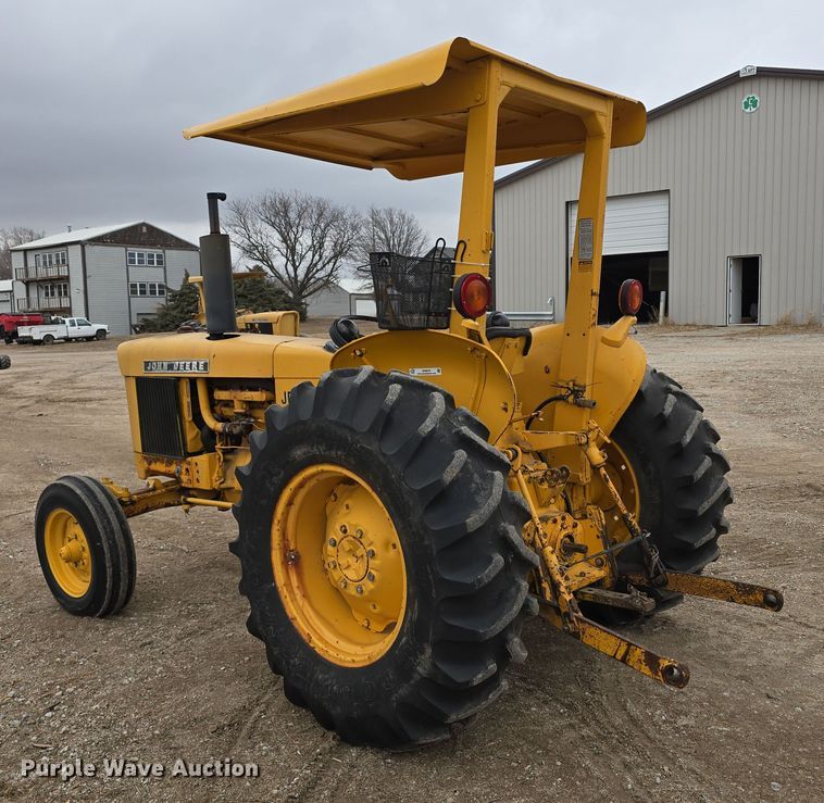 image for item EH8679 1975 John Deere 401B tractor