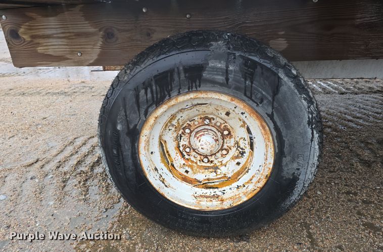 image for item EH8680 (3) hay wagons