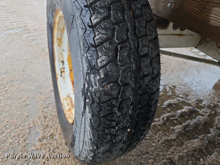 image for item EH8680 (3) hay wagons