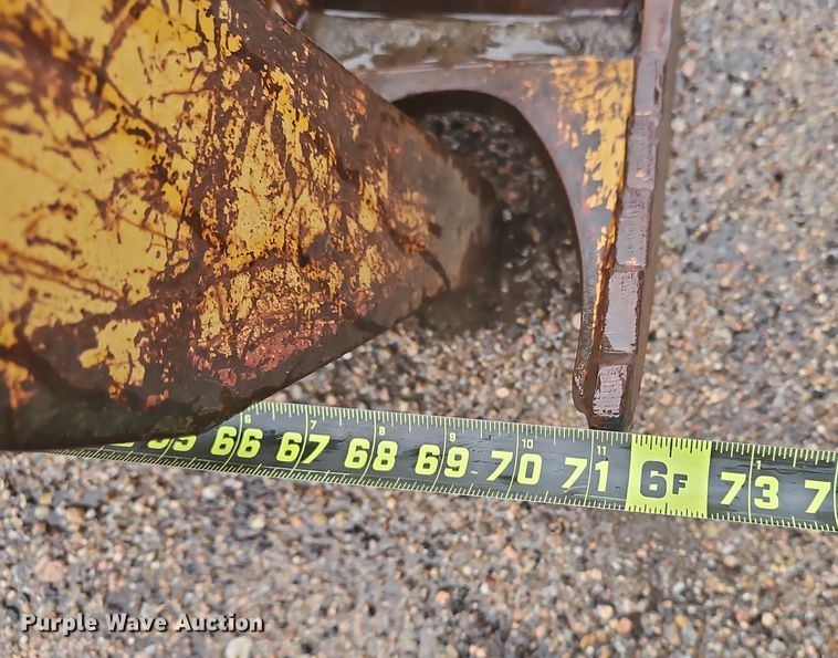 image for item EH8681 72