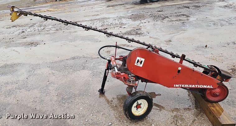 image for item EH8682 Ag equipment
