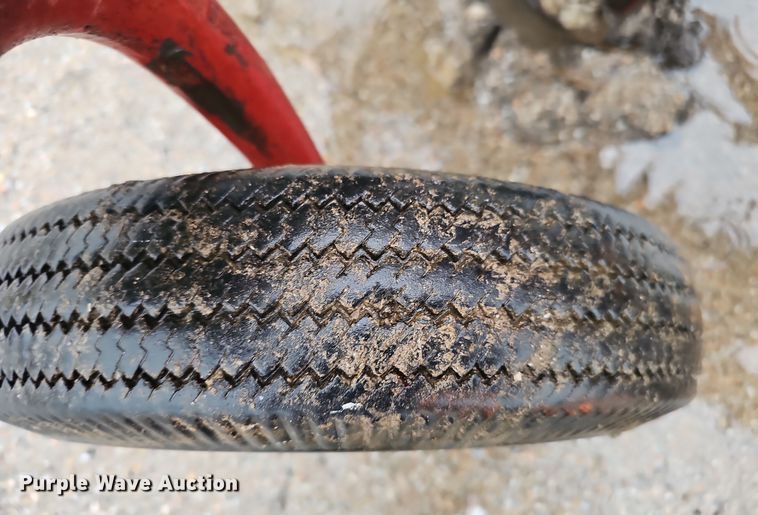 image for item EH8682 Ag equipment