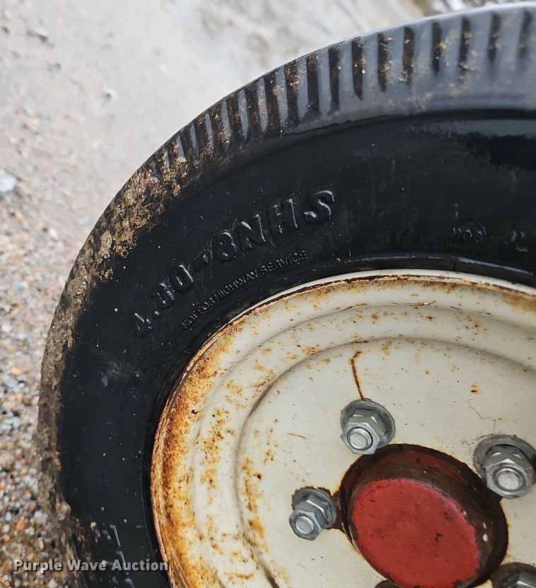 image for item EH8682 Ag equipment