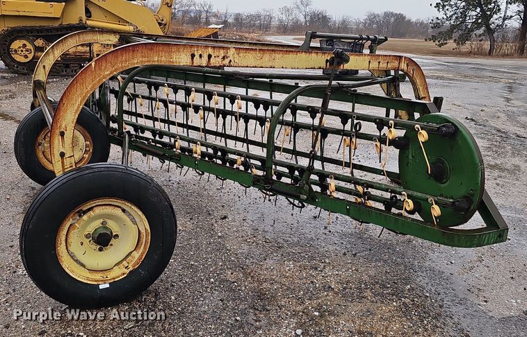 image for item EH8682 Ag equipment
