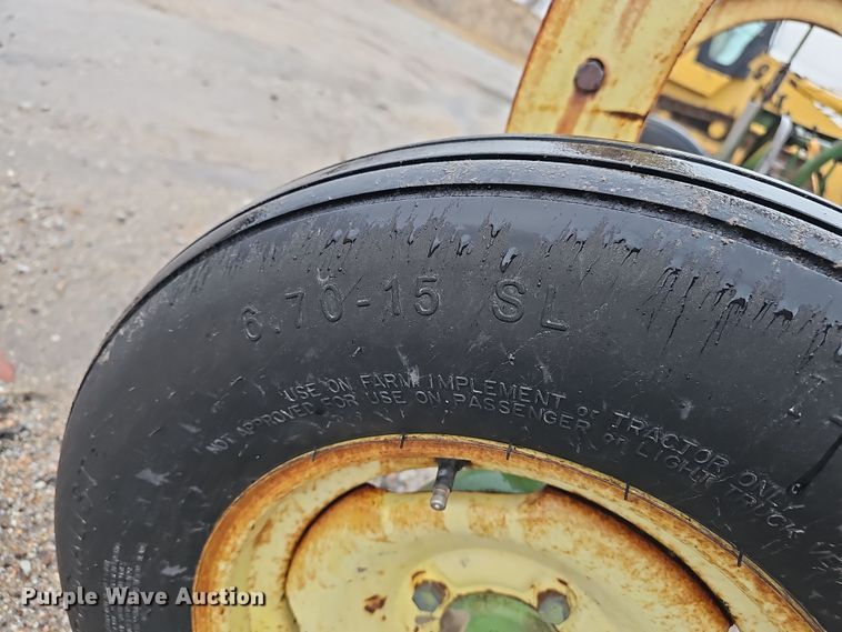 image for item EH8682 Ag equipment