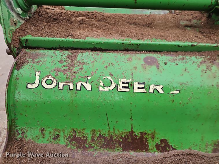 image for item EH8686 1980 John Deere 401C tractor