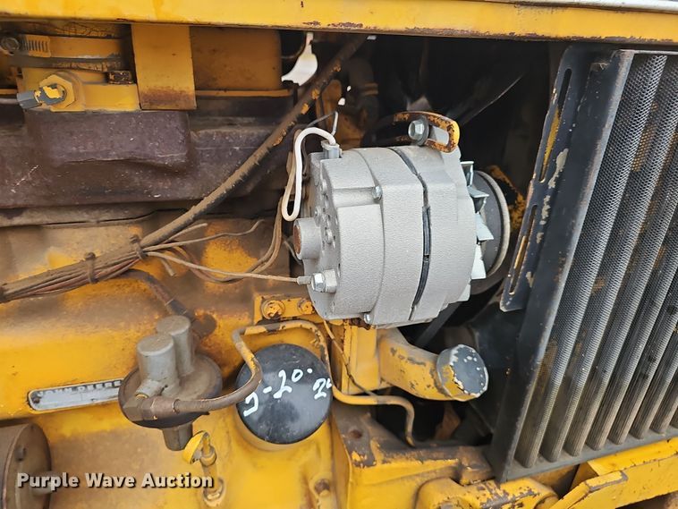 image for item EH8686 1980 John Deere 401C tractor