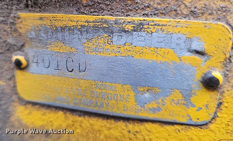 image for item EH8686 1980 John Deere 401C tractor