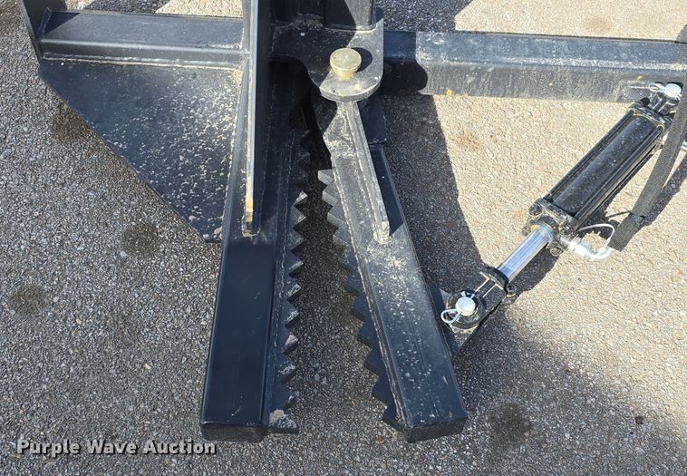 image for item EH8730 2024 Land Honor TP2-13-08D skid steer post puller