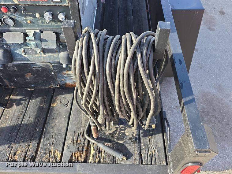 image for item EH8743 Red-D-Arc Welderentals DX450 welder/generator