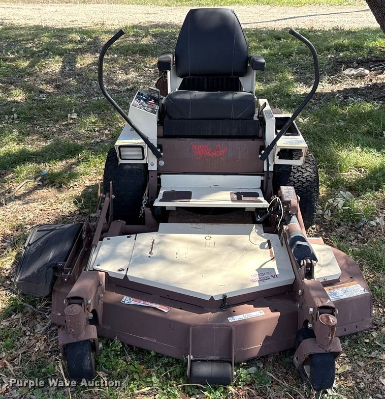 image for item EJ3511 Grasshopper 721 ZTR lawn mower