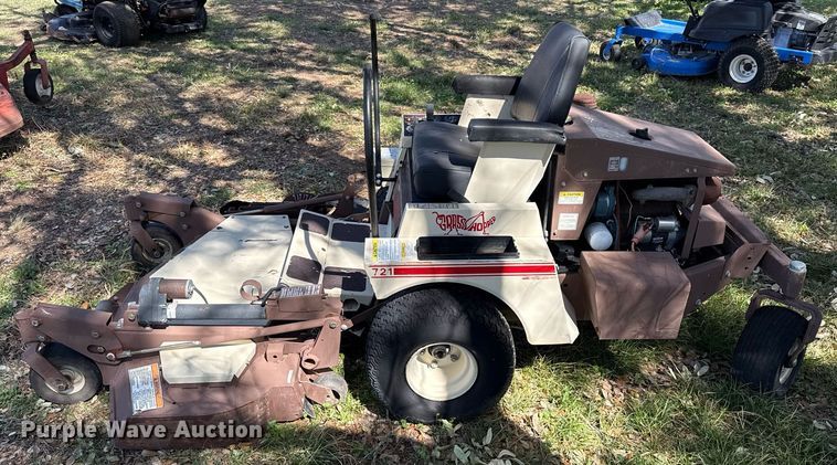 image for item EJ3511 Grasshopper 721 ZTR lawn mower