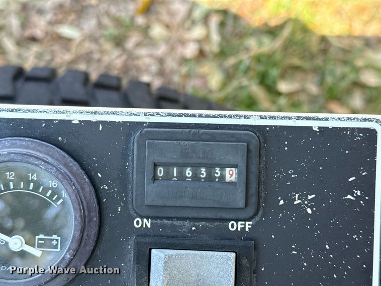 image for item EJ3511 Grasshopper 721 ZTR lawn mower