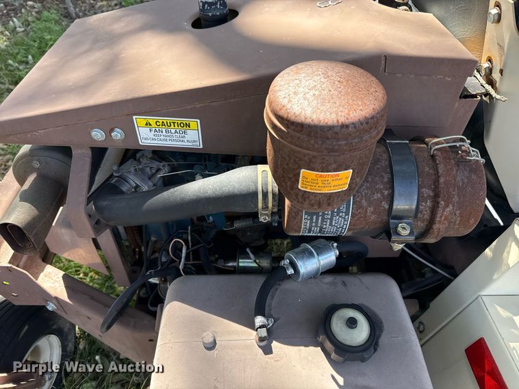 image for item EJ3511 Grasshopper 721 ZTR lawn mower