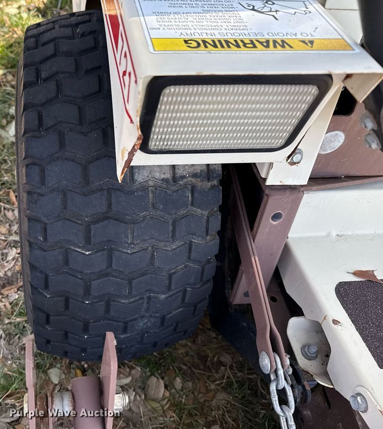 image for item EJ3511 Grasshopper 721 ZTR lawn mower