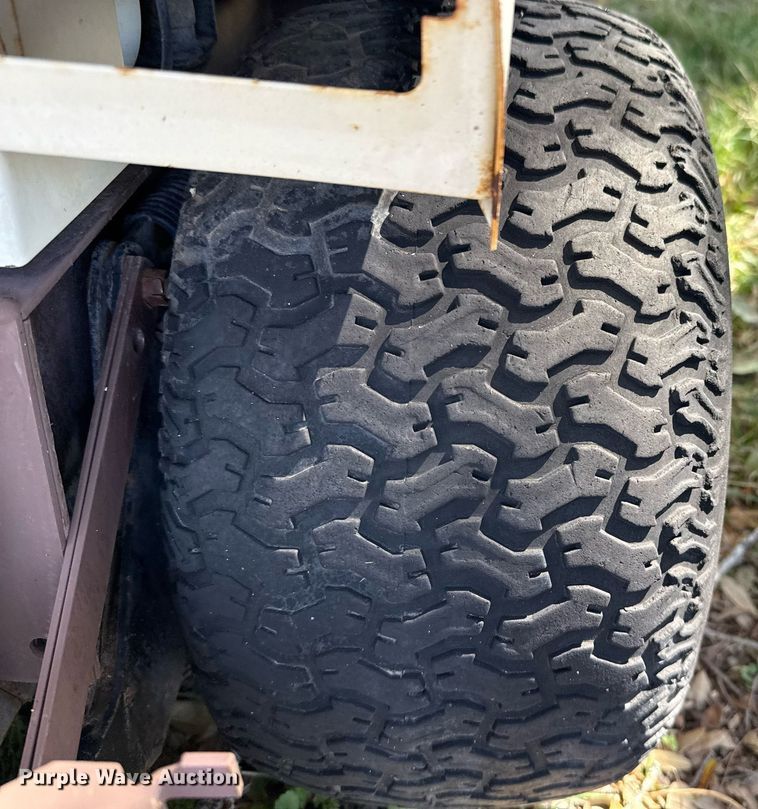 image for item EJ3511 Grasshopper 721 ZTR lawn mower