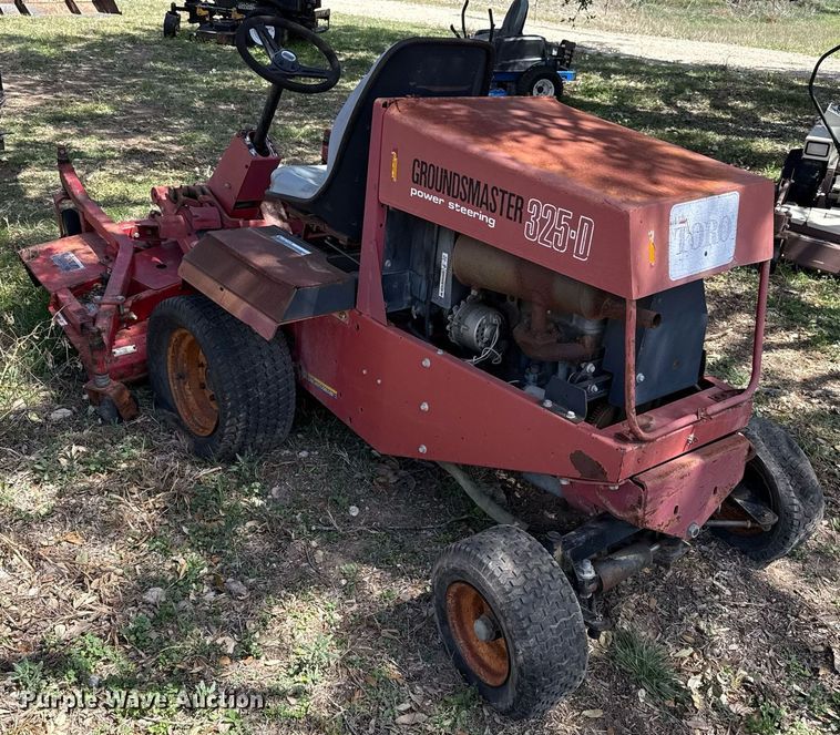image for item EJ3512 Toro Groundsmaster 325-D lawn mower