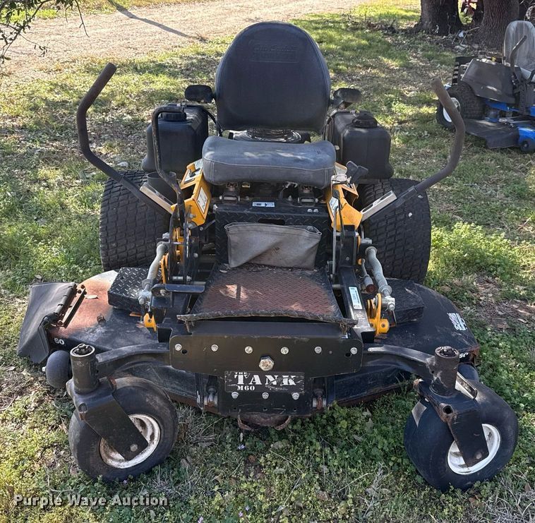 image for item EJ3515 2006 Cub Cadet M60–KH ZTR lawn mower