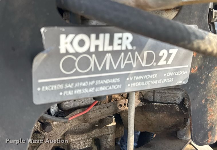 image for item EJ3515 2006 Cub Cadet M60–KH ZTR lawn mower