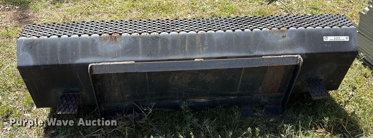 image for item EJ3516 Skid steer bucket