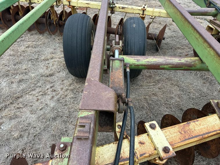 image for item EK0423 John Deere T0230 double off-set disk