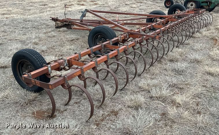 image for item EK0425 Hi-Plains chisel