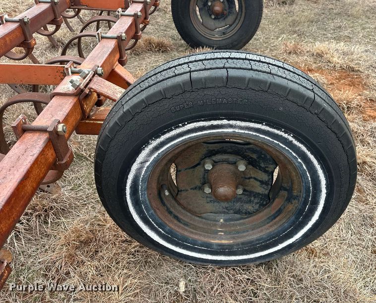 image for item EK0425 Hi-Plains chisel