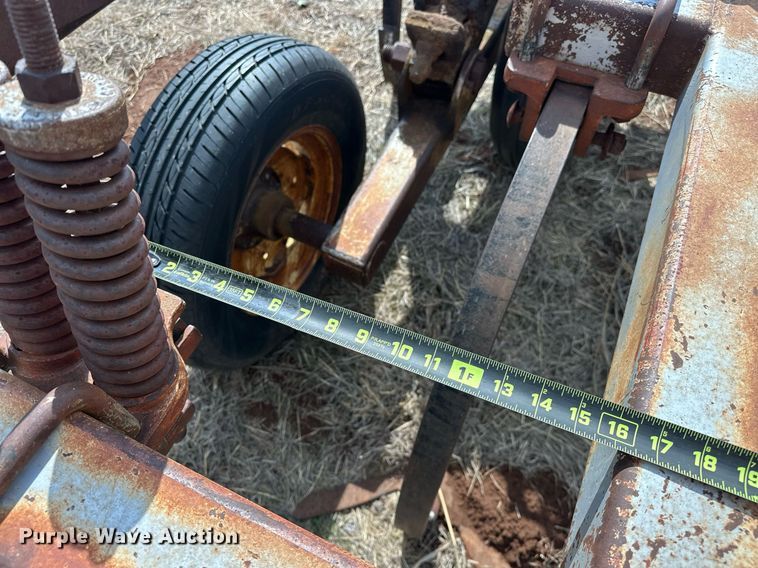 image for item EK0427 Field cultivator