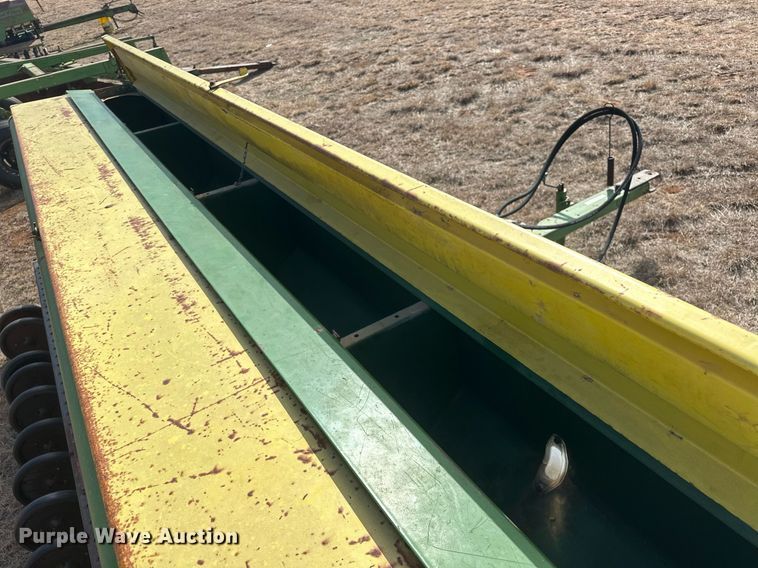 image for item EK0432 John Deere 8300 grain drill