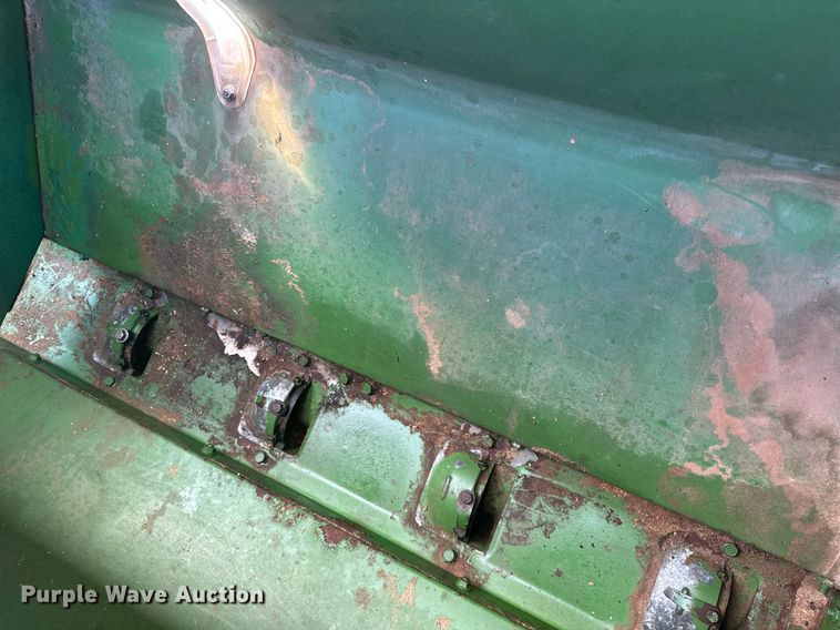 image for item EK0432 John Deere 8300 grain drill