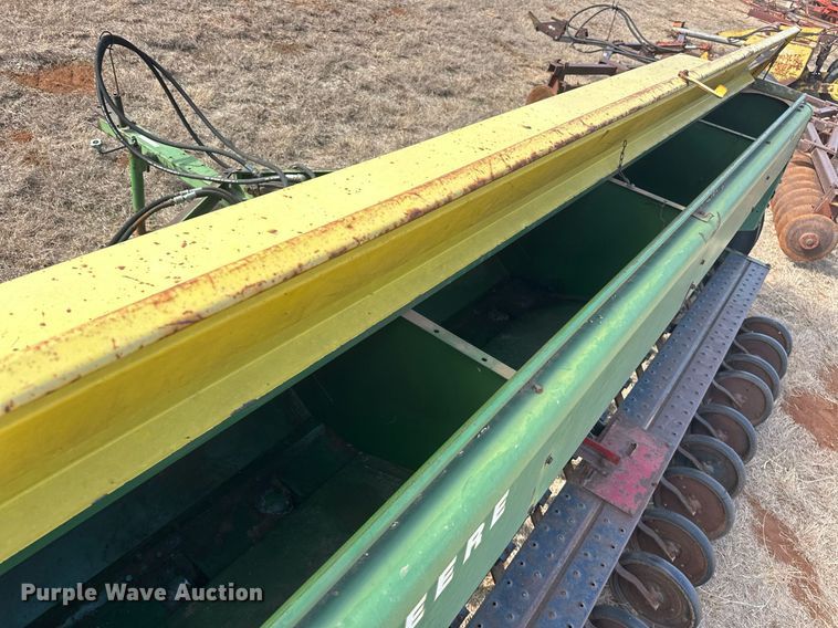 image for item EK0432 John Deere 8300 grain drill