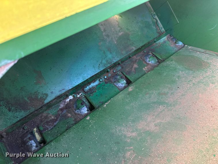 image for item EK0432 John Deere 8300 grain drill