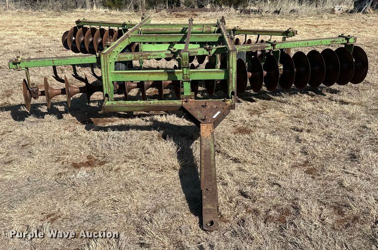 image for item EK0433 John Deere off-set disk