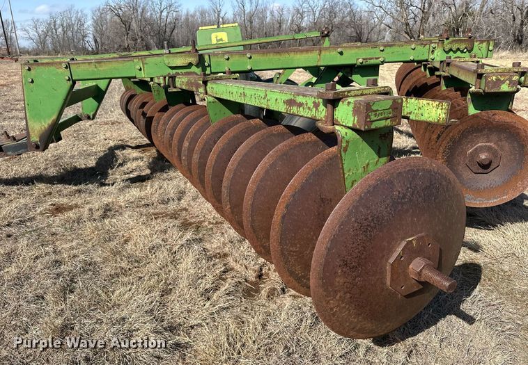 image for item EK0433 John Deere off-set disk