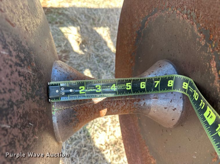 image for item EK0433 John Deere off-set disk