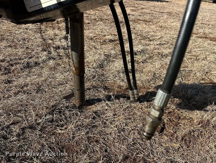 image for item EK0435 Hesston 1265T swather / windrower